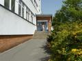 Vstup do hlavn� budovy